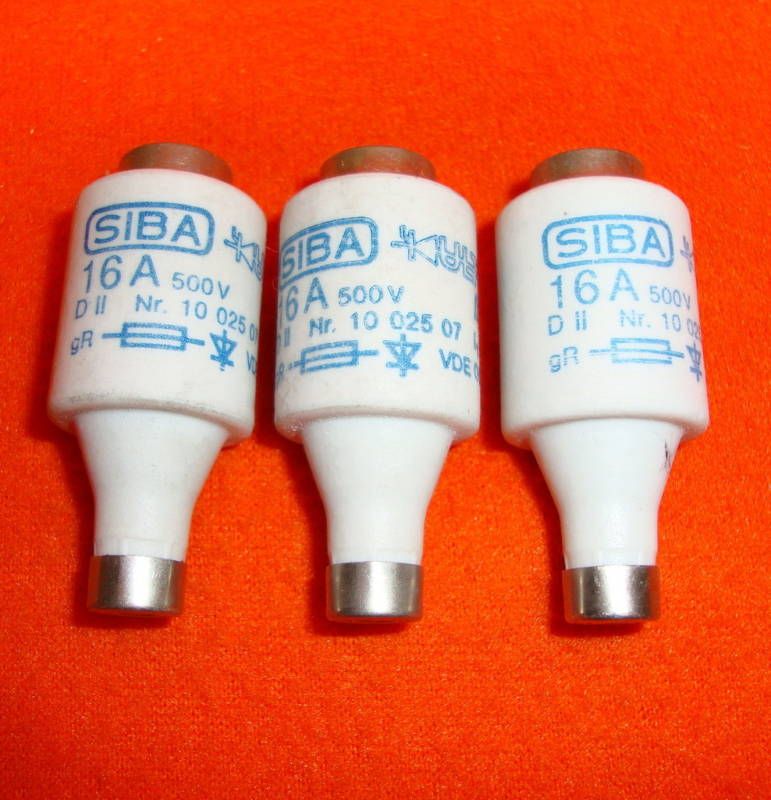 Lot New Siba 10 025 07 Fuse 1002507 16 Amp 500 Volt  