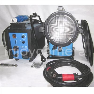 This 2500W HMI lighting is professional light to shoot movies or 