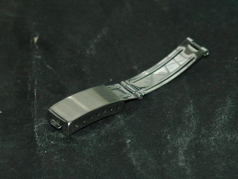 Good Quality Stainless Steel Clasp. Weight w/spring bar and pin is 