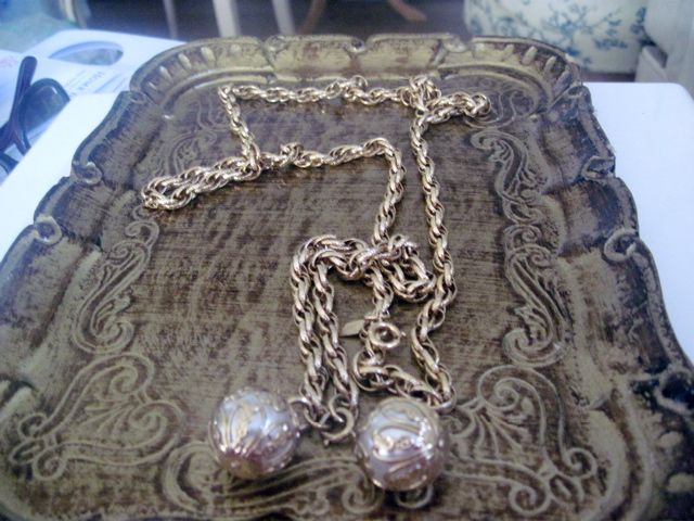   Loss. The Pearls are Also in Excellent Condition with No Color Loss