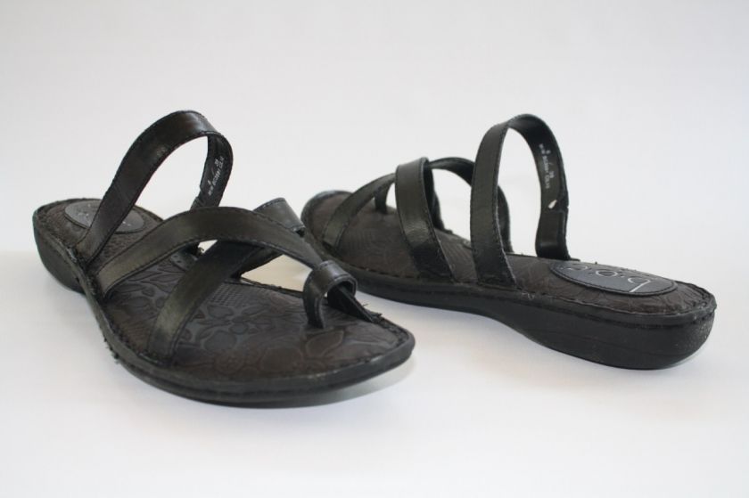 NIB Womens Shoes b.o.c. Born ARIAS Leather Strappy Thong Sandal Black 