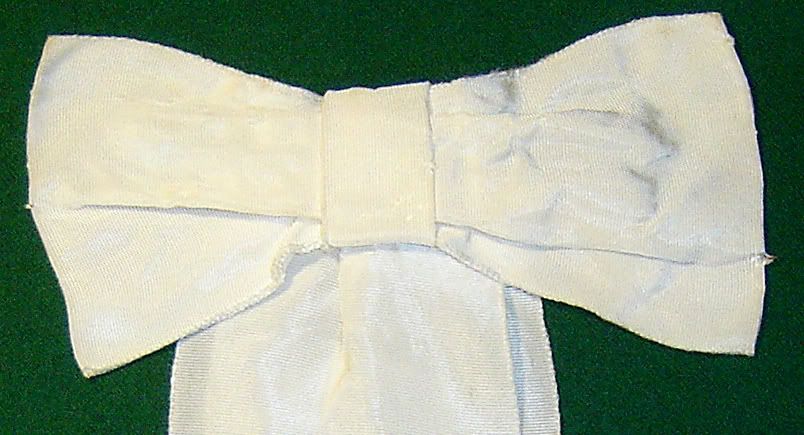 FIRST COMMUNION ARM BAN RIBBON WITH BRONZE WIRE TASSEL  