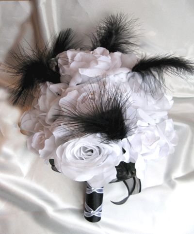 17pc Bouquet wedding flowers WHITE /BLACK FEATHERS  