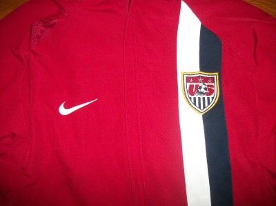 MENS NIKE RED US SOCCER JACKET LINED WINDBREAKER S  