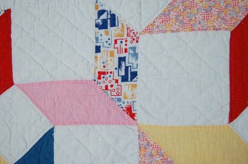 Large BEAUTIFUL 30s Tumbling Blocks Antique Quilt  