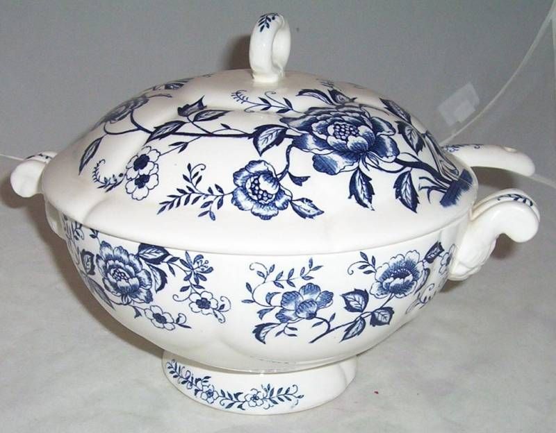 BLUE DANUBE SOUP TUREEN 3 PC ONION LADLE PEONY GW  