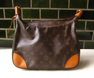 AUTHENTIC LOUIS VUITTON BOULOGNE 30 SHOULDER BAG  