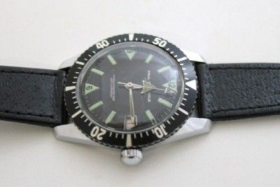 Vintage Roating Bezel Watch Black Dial Nice Unique  