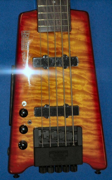 HOHNER 5 STRING LEFT HANDED HEADLESS BASS CHERRY B2AVLH  