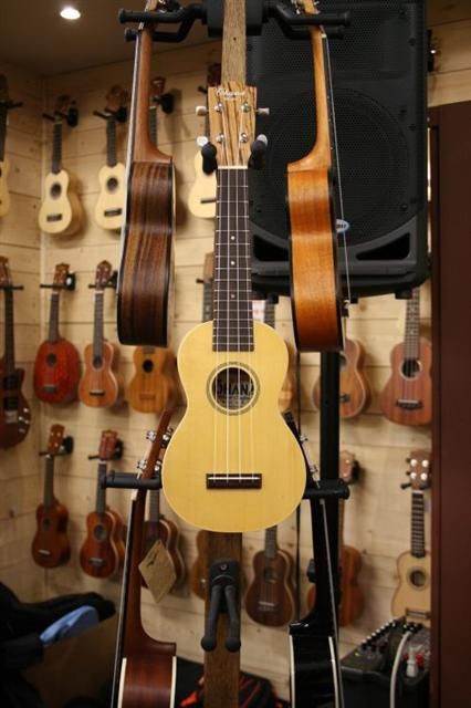 Kanilea Islander MSS 4 Soprano Ukulele Solid Mahogany  