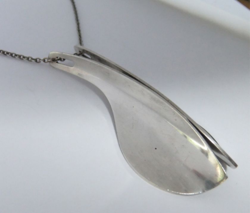   EAMES ERA MODERNIST KUPITTAAN KULTA STERLING SILVER PENDANT NECKLACE