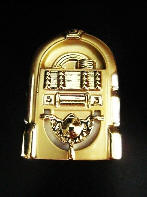 NEW JUKEBOX GOLD PIN BROOCH LAPEL MUSIC OLDIES JUKE BOX  