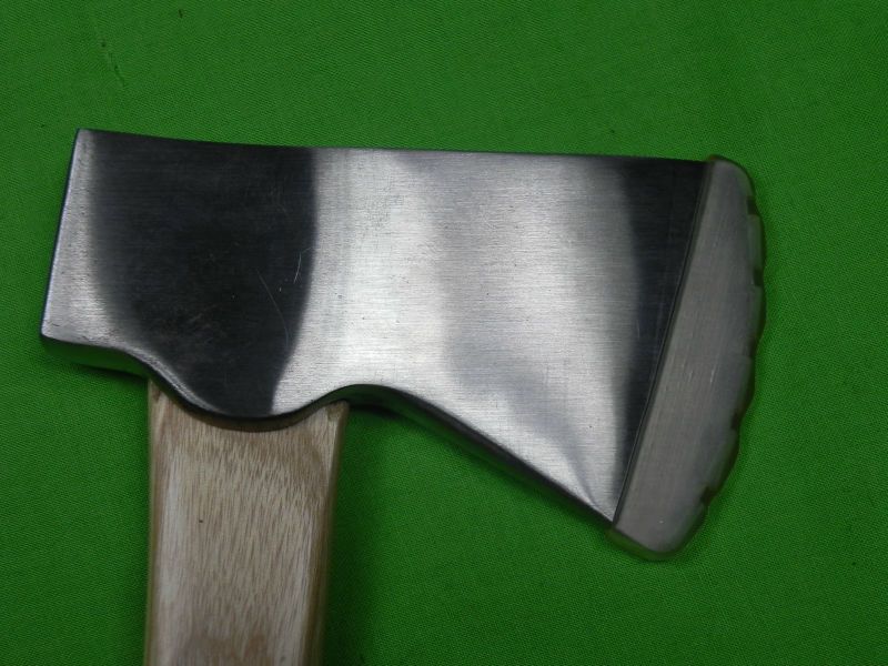 US MARBLES Gladstone Belt Axe # 9  