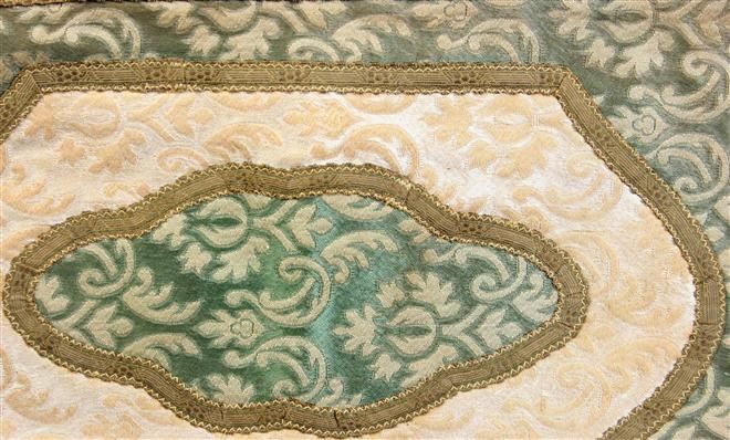   RUNNER DOILY FADED GREEN CREAM GOLD PATTERNED SILK BROCADE  