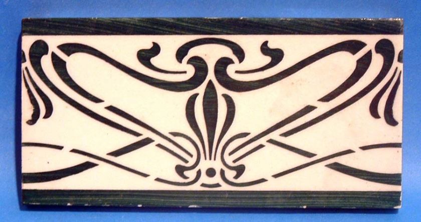 MAJOLICA FIELD ENDING STICK BORDER MACEY TILE  