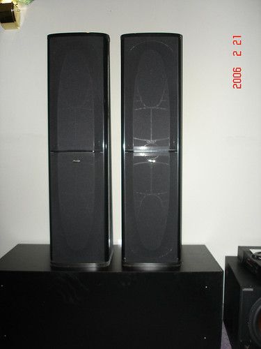 Mirage OM 9 floor standing in black MAKE OFFER  