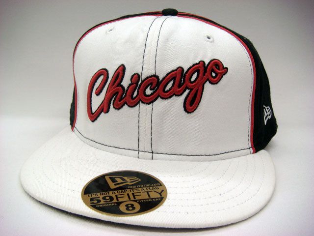 Chicago Vintage White Black Red NBA New Era Fitted Cap  