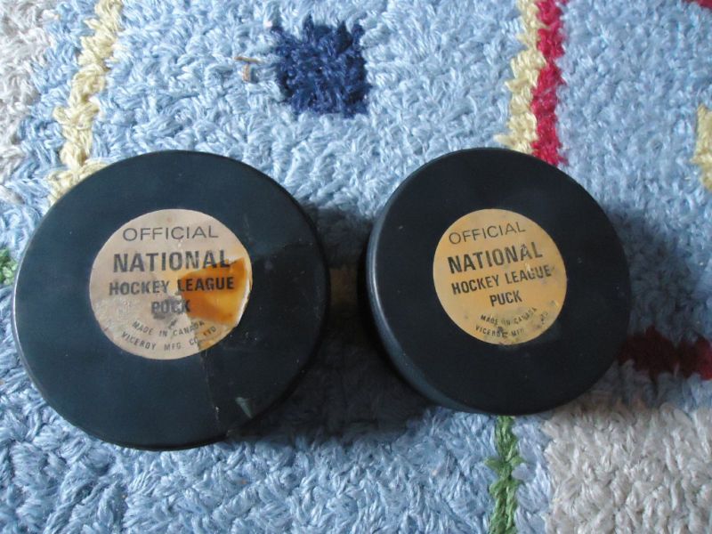 Official NHL Hockey pucks vinatge  