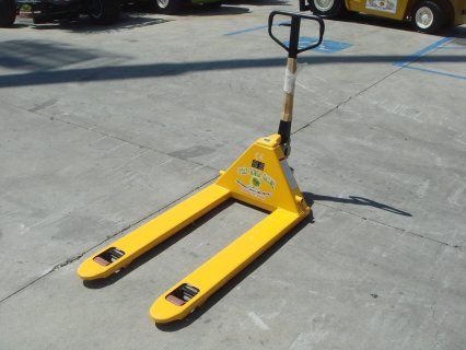 NEW Otay Mesa Sales 5500LB Pallet Jack Pallet Truck NEW  